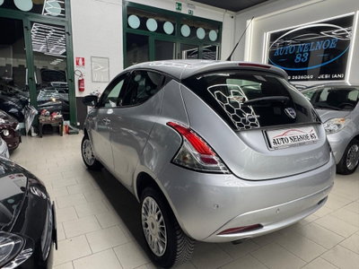 Lancia Ypsilon 0.9 TwinAir 85 CV 5 porte Metano Ecochic Platinum (3)