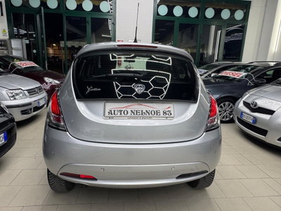 Lancia Ypsilon 0.9 TwinAir 85 CV 5 porte Metano Ecochic Platinum (4)