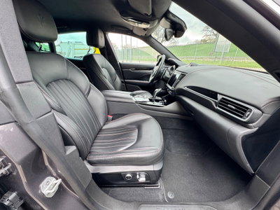 Maserati Levante Levante MHEV 330 CV AWD GT (11)