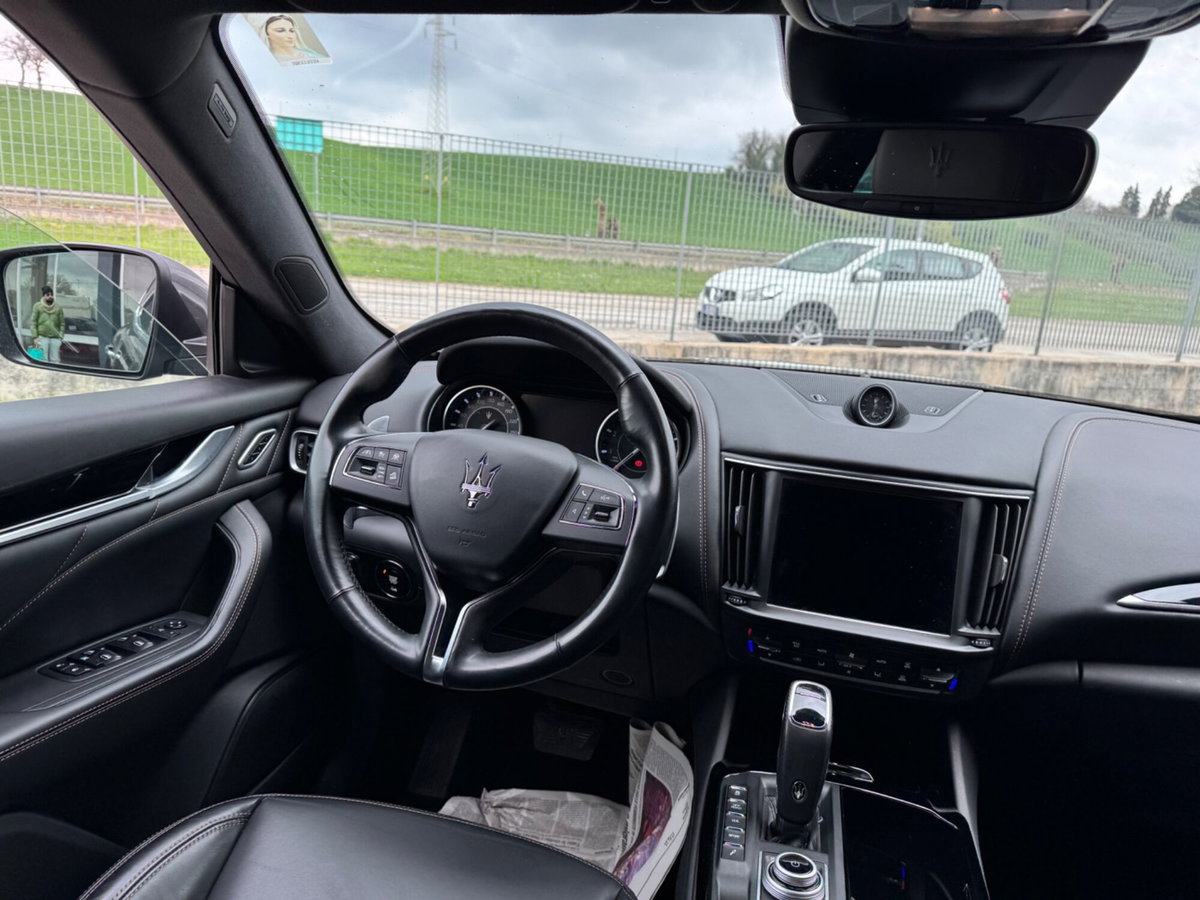 Maserati Levante Levante MHEV 330 CV AWD GT (14)
