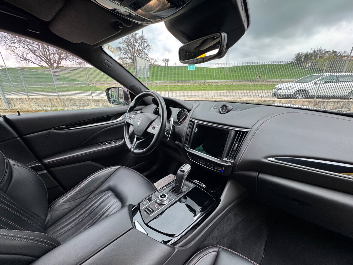 Maserati Levante Levante MHEV 330 CV AWD GT (15)
