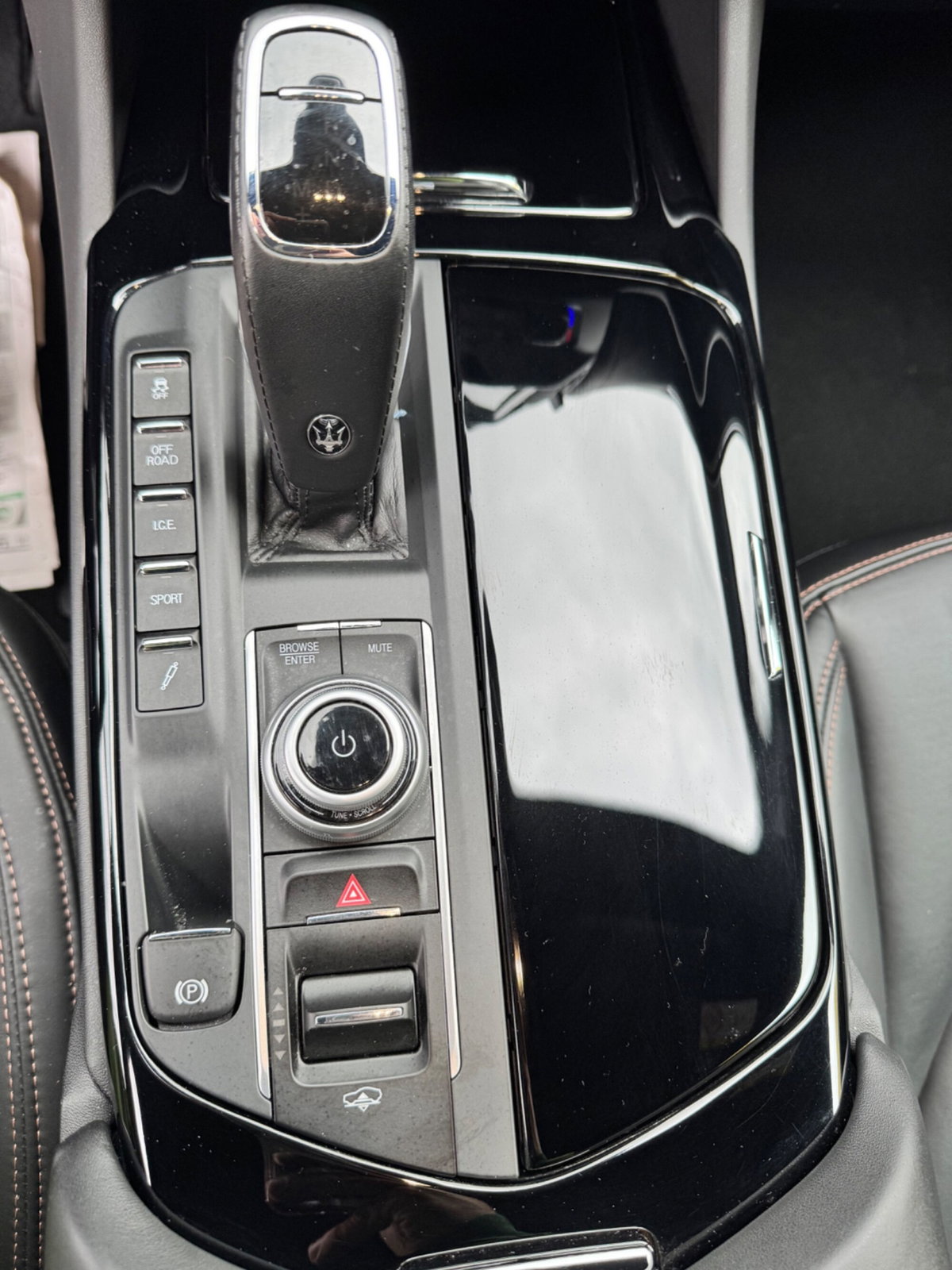 Maserati Levante Levante MHEV 330 CV AWD GT (17)