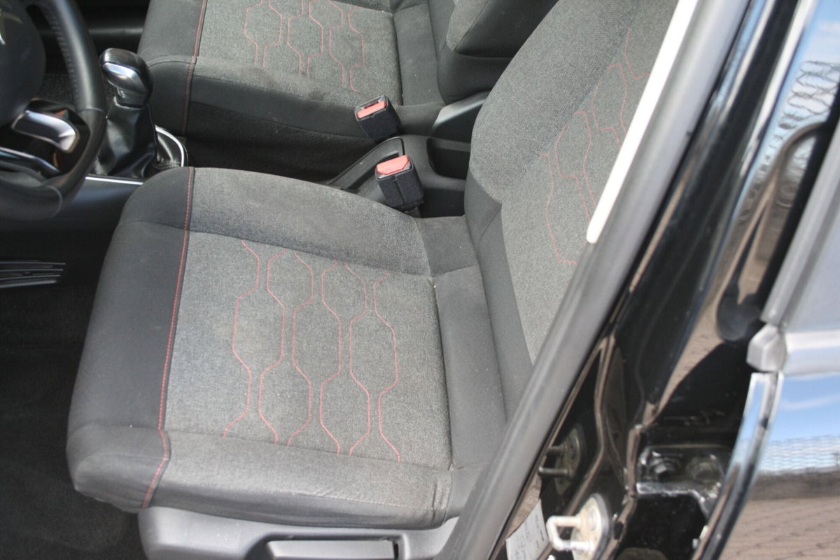 Citroen C3 BlueHDi 100 S&S Shine (9)