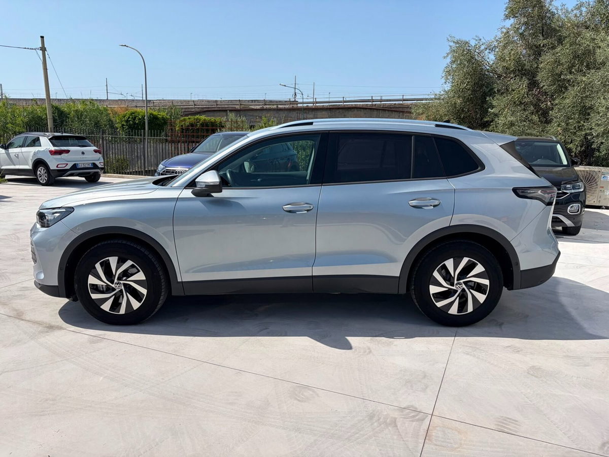 Volkswagen Tiguan 2.0 tdi Edition 20 150cv dsg (4)