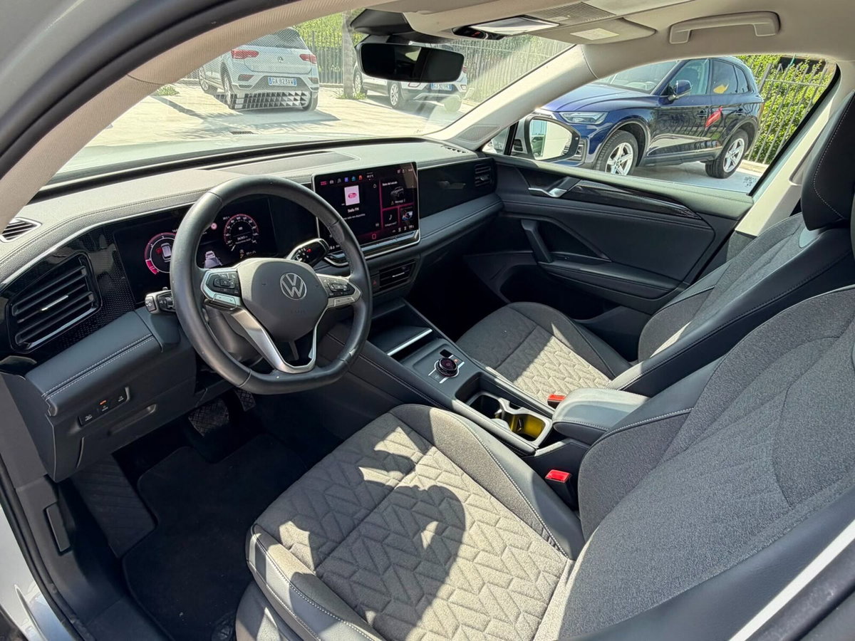 Volkswagen Tiguan 2.0 tdi Edition 20 150cv dsg (7)