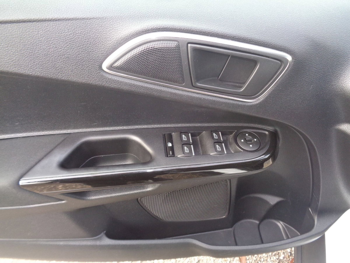 Ford B-Max B-Max 1.5 TDCi 75 CV Titanium (5)