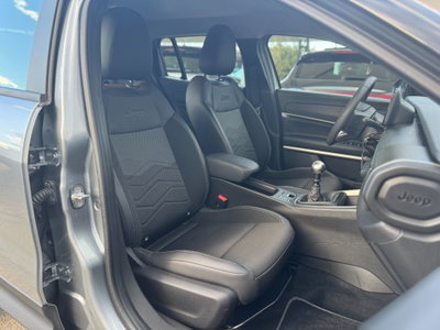 Jeep Avenger 1.2 turbo Summit fwd 100cv (11)
