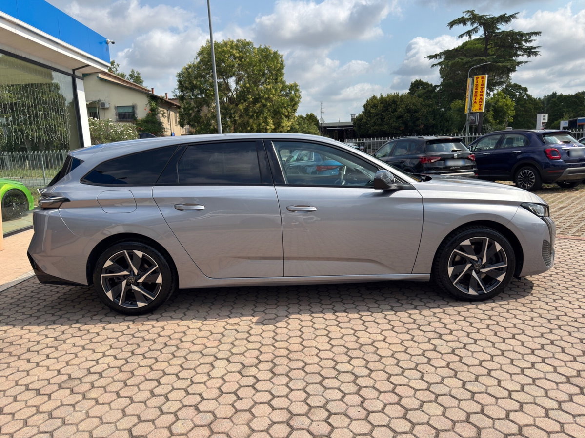 Peugeot 308 SW BlueHDi 130 S&S EAT8 Allure Pack (4)