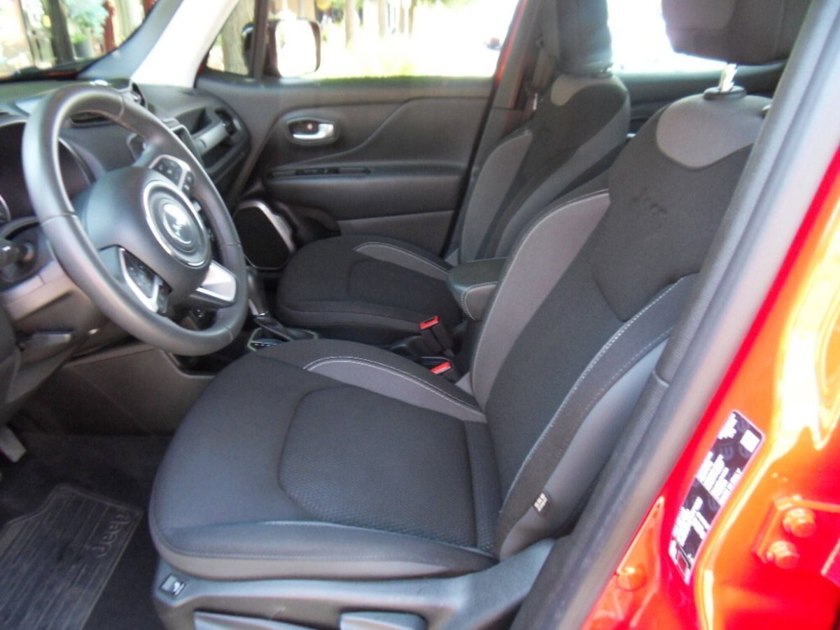 Jeep Renegade 1.3 T4 190CV PHEV 4xe AT6 Limited (5)