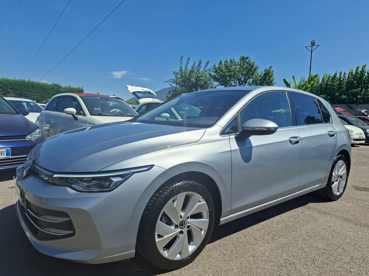 Volkswagen Golf 2.0 TDI 150 CV DSG SCR Style (17)