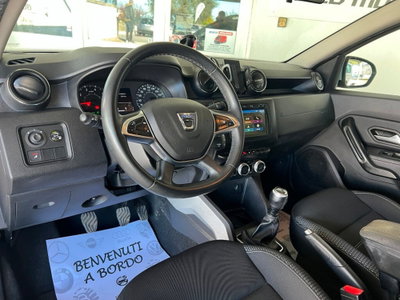 Dacia Duster 1.0 TCe 100 CV ECO-G 4x2 Prestige (10)
