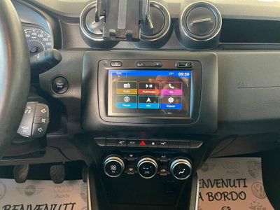 Dacia Duster 1.0 TCe 100 CV ECO-G 4x2 Prestige (12)