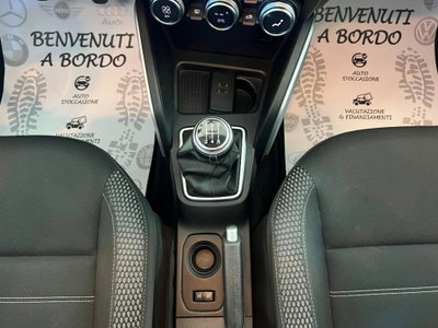 Dacia Duster 1.0 TCe 100 CV ECO-G 4x2 Prestige (13)