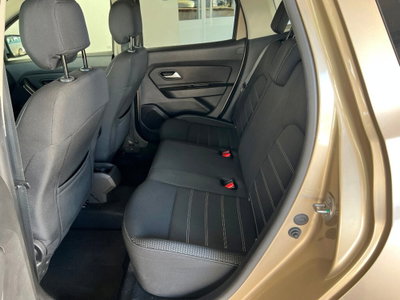 Dacia Duster 1.0 TCe 100 CV ECO-G 4x2 Prestige (18)
