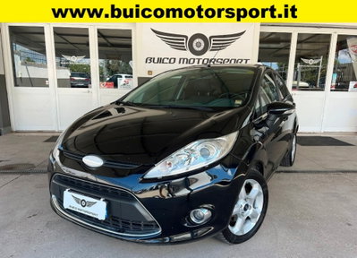 Ford Fiesta 1.4 5 porte Bz.- GPL Titanium usata