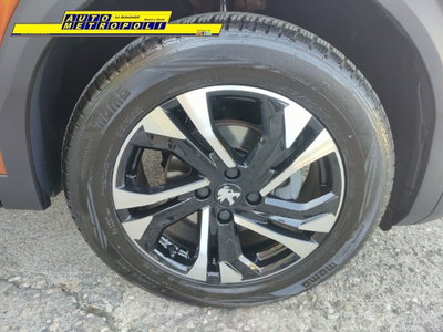 Peugeot 2008 PureTech 100 S&S Allure Pack (10)