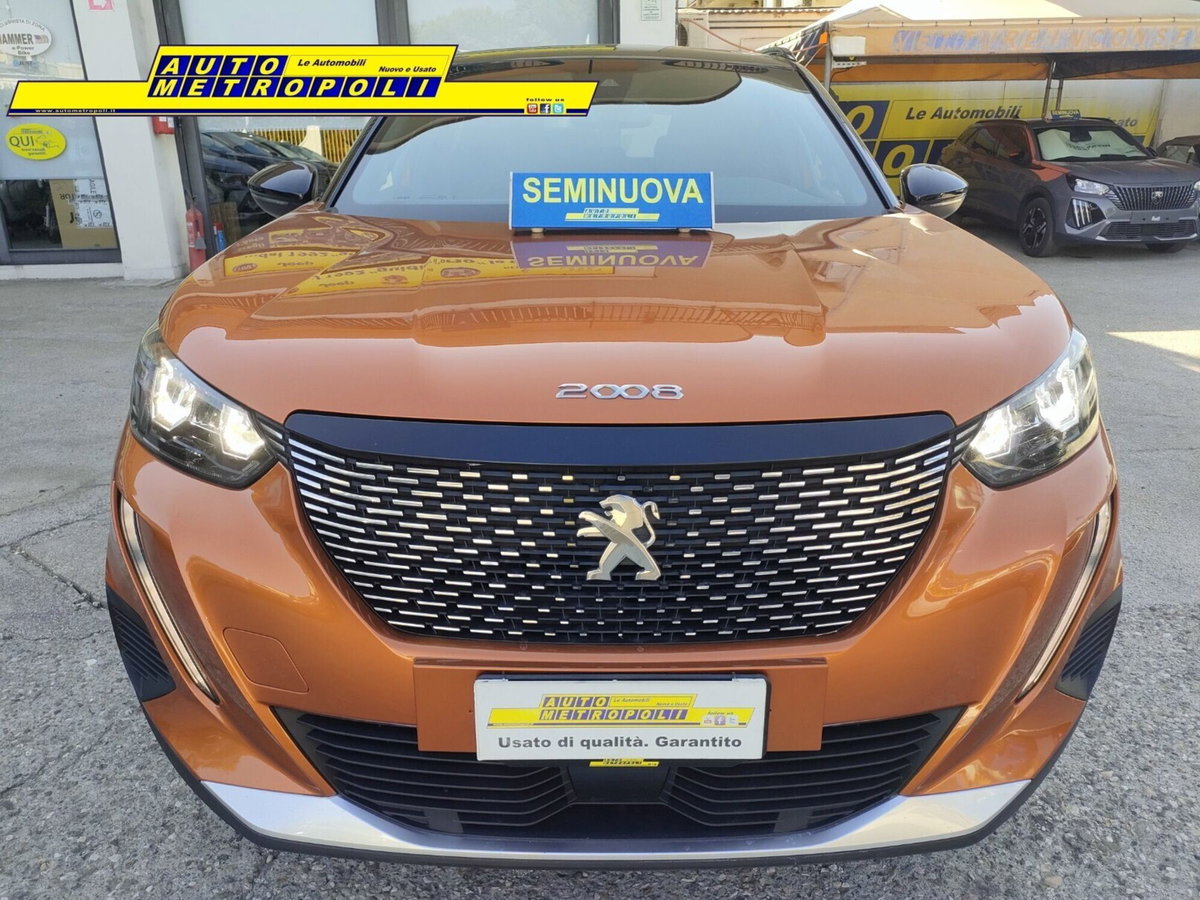 Peugeot 2008 PureTech 100 S&S Allure Pack (3)