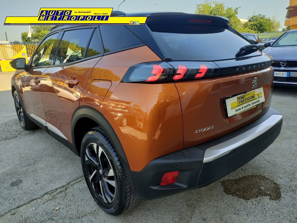 Peugeot 2008 PureTech 100 S&S Allure Pack (5)