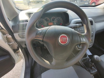 Fiat Grande Punto 1.3 MJT 75 CV 3 porte (10)