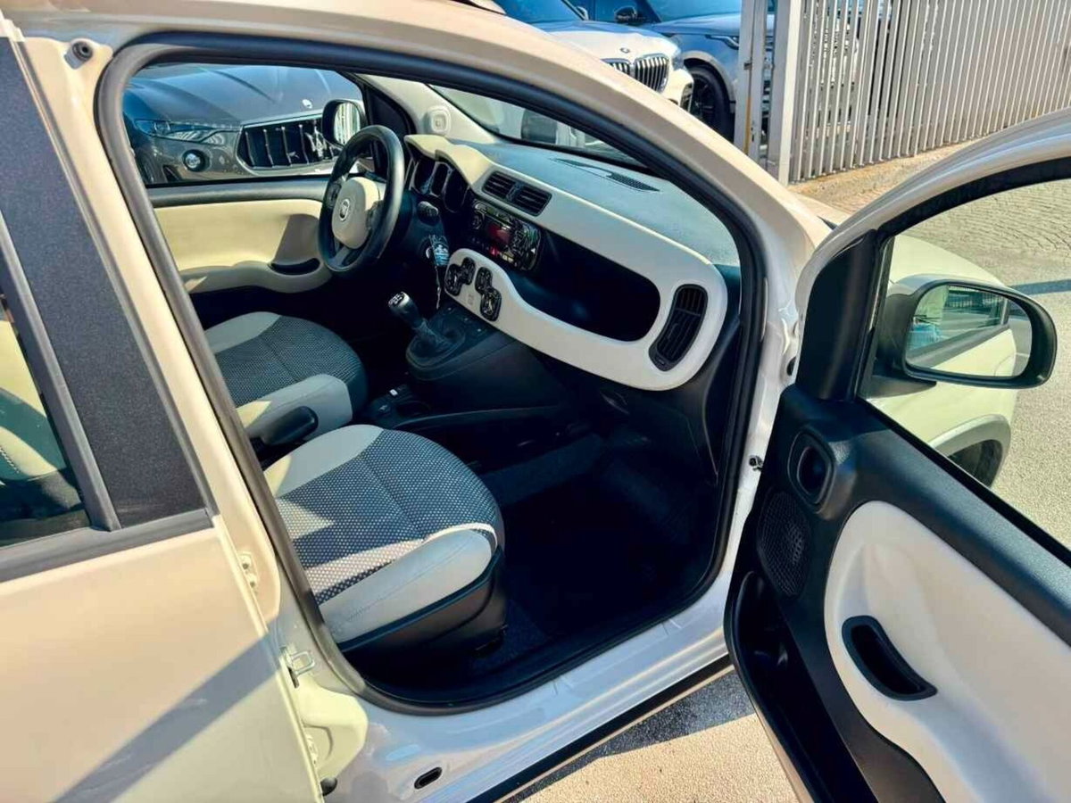 Fiat Panda 1.3 MJT 95 CV S&S 4x4 (15)