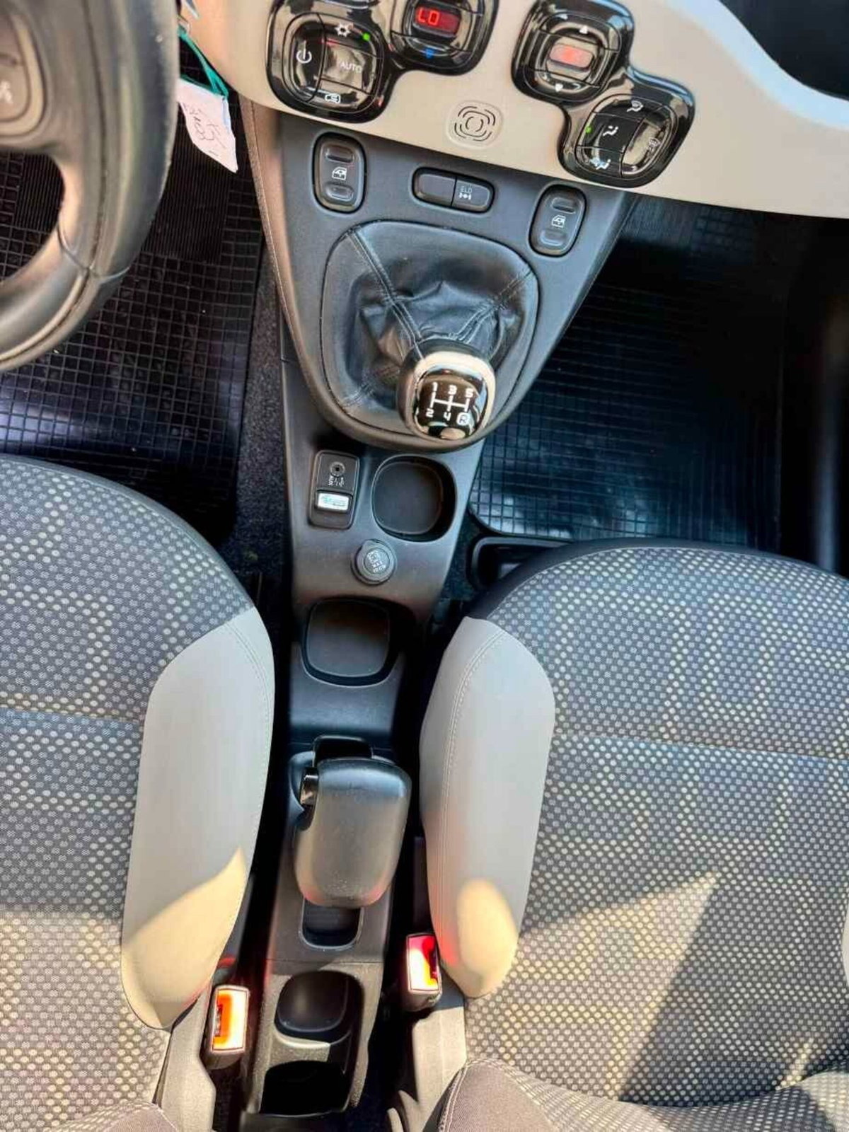 Fiat Panda 1.3 MJT 95 CV S&S 4x4 (19)