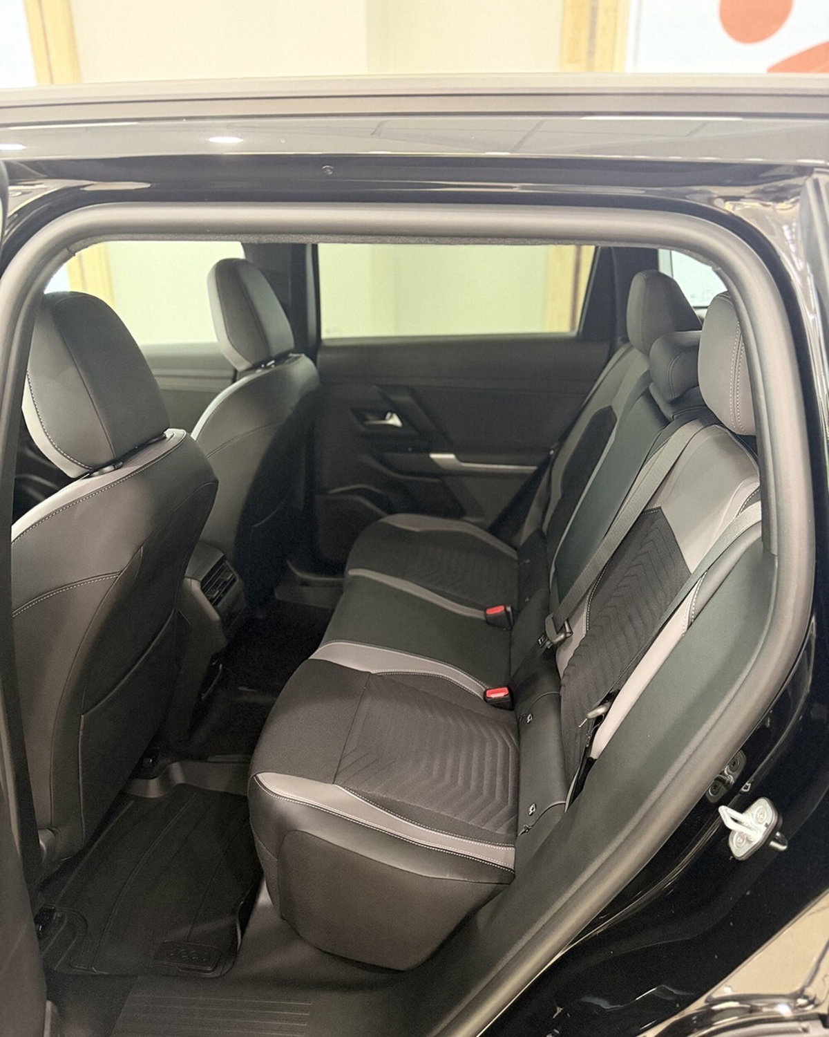 Jeep Compass 1.2 turbo e-hybrid mhev First Edition fwd 145cv edct6 (11)