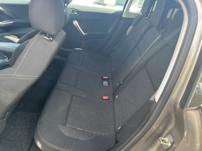 Peugeot 2008 HDi 68CV Active (11)