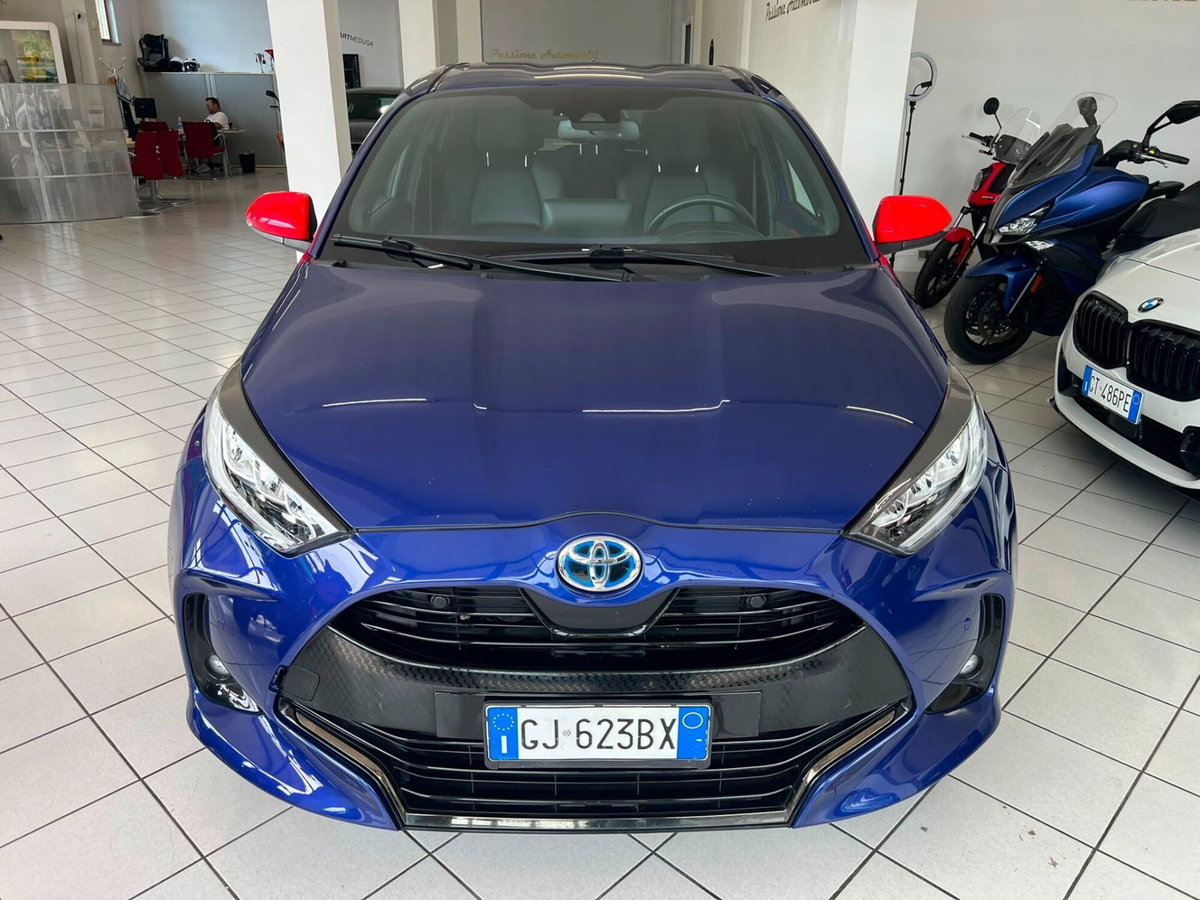 Toyota Yaris 1.5 Hybrid 5 porte Energy (2)