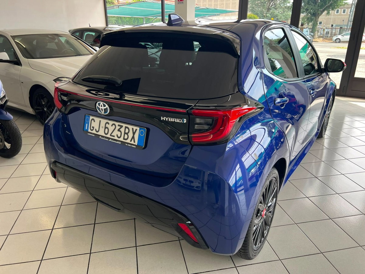 Toyota Yaris 1.5 Hybrid 5 porte Energy (4)