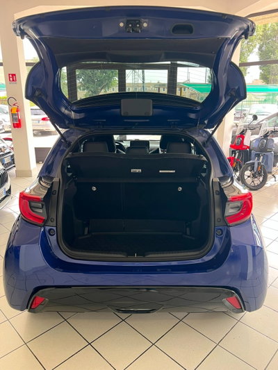 Toyota Yaris 1.5 Hybrid 5 porte Energy (8)