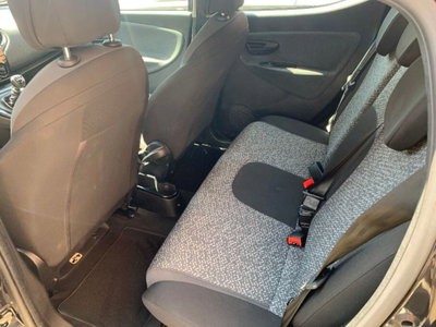 Lancia Ypsilon 1.0 FireFly 5 porte S&S Hybrid Ecochic Silver (10)