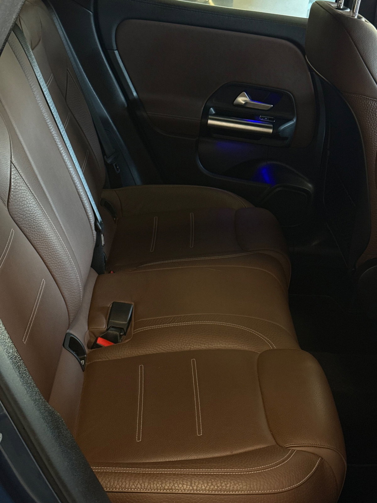 Mercedes-Benz GLA SUV 200 d Automatic Premium (10)