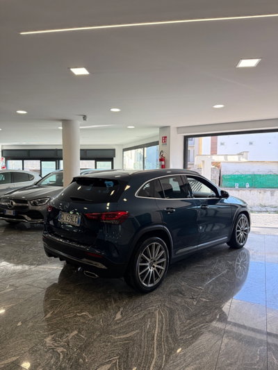 Mercedes-Benz GLA SUV 200 d Automatic Premium (2)