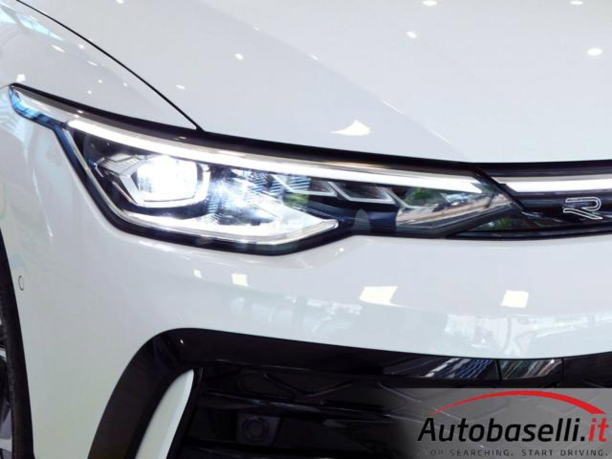 Volkswagen Golf 2.0 TDI 150 CV DSG SCR R-Line (10)