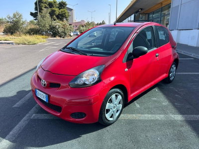 Toyota Aygo 1.0 12V VVT-i 5 porte usata