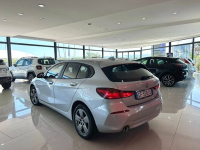 BMW Serie 1 116d 2.0 116CV cat 5 porte Attiva DPF (2)