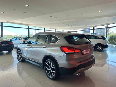 BMW X1 sDrive18d Business Advantage (2)