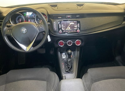 Alfa Romeo Giulietta 1.6 JTDm Super 120cv tct (5)