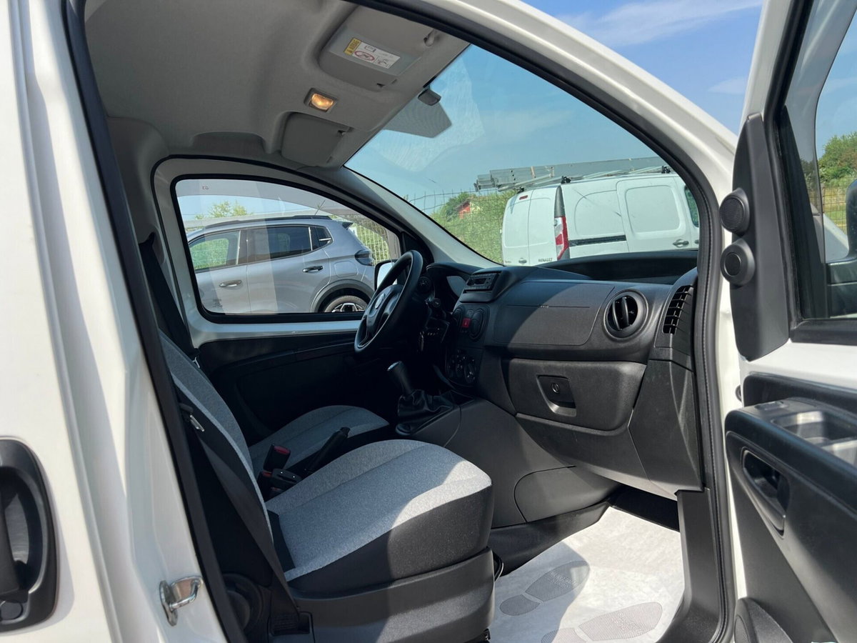 Fiat Fiorino Furgone cargo 1.3 mjt 95cv Adventure (9)