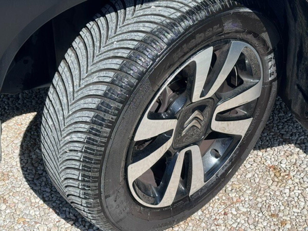 Citroen C3 Aircross PureTech 110 S&S Shine (9)
