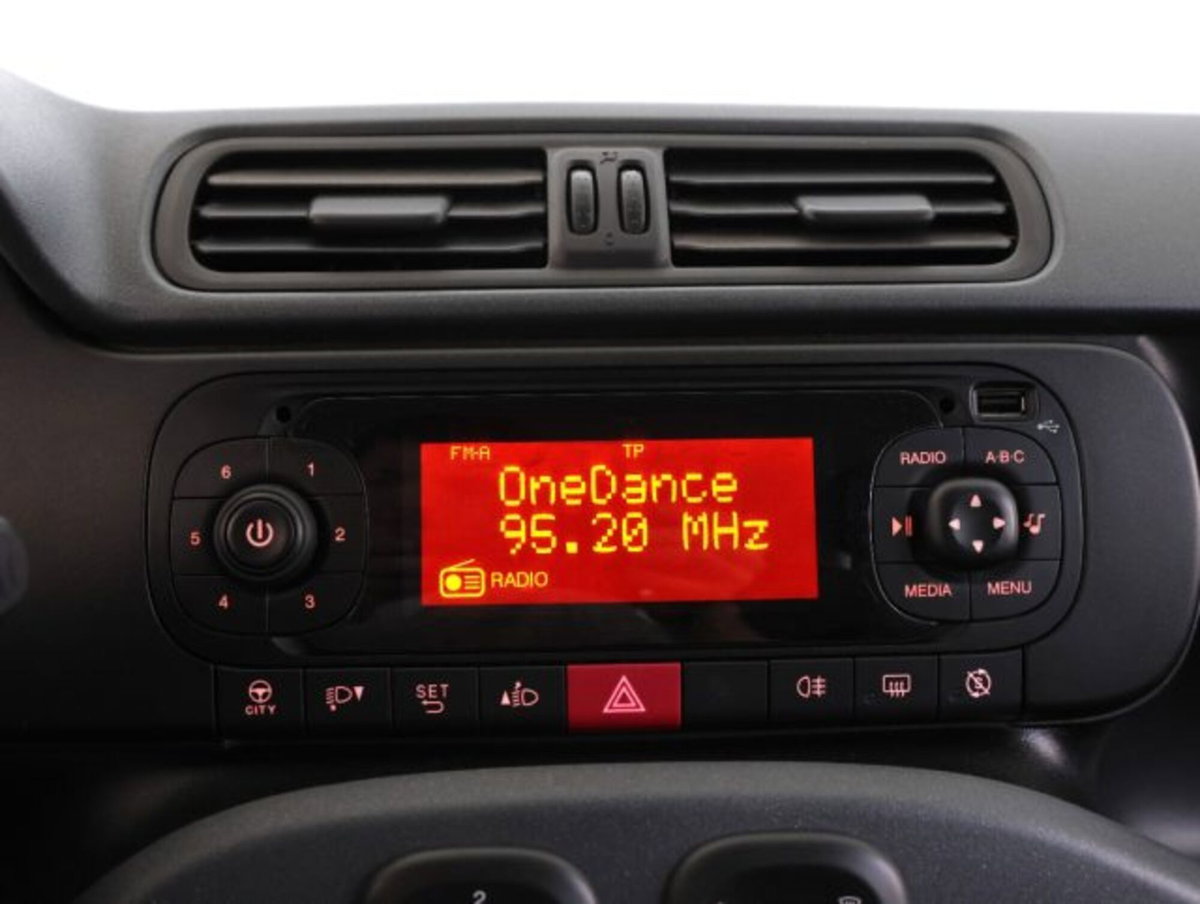 Fiat Panda 1.0 firefly hybrid s&s 70cv 5p.ti (15)