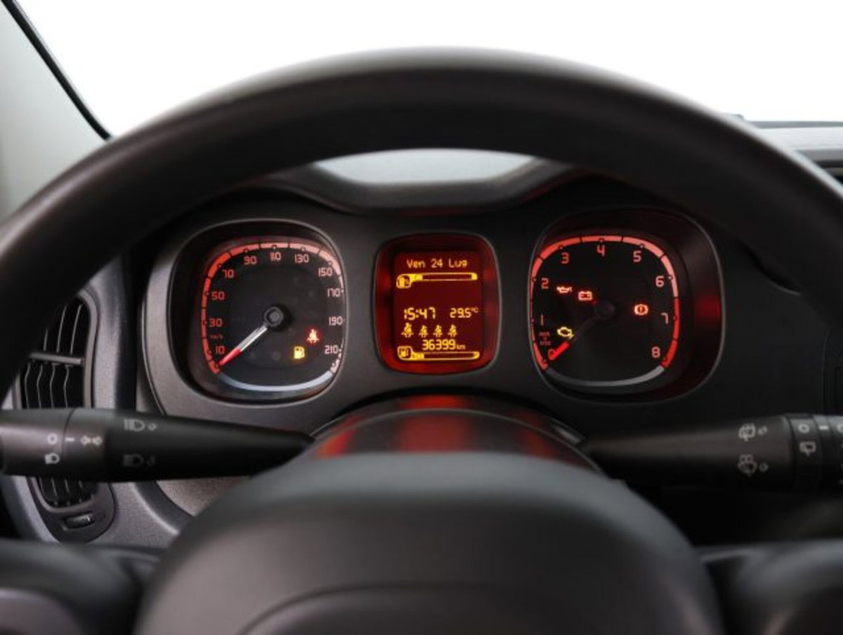 Fiat Panda 1.0 firefly hybrid s&s 70cv 5p.ti (18)