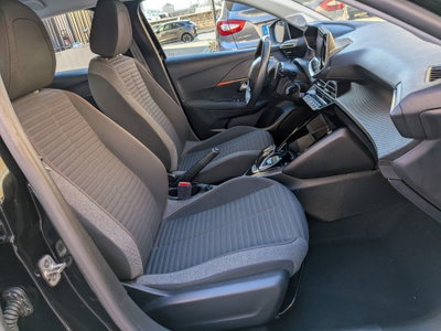 Peugeot 208 PureTech 100 Stop&Start EAT8 5 porte Active Pack (11)