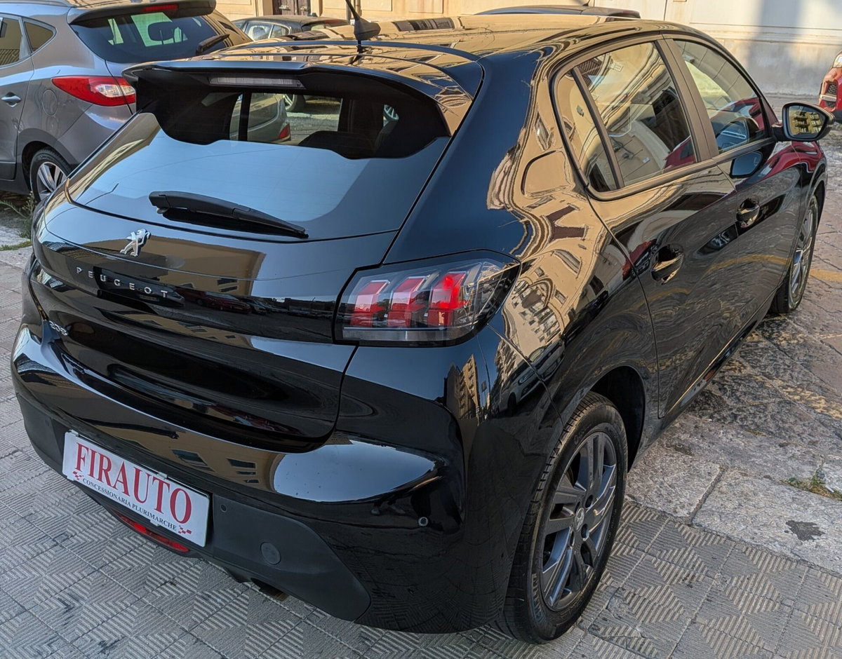 Peugeot 208 PureTech 100 Stop&Start EAT8 5 porte Active Pack (5)