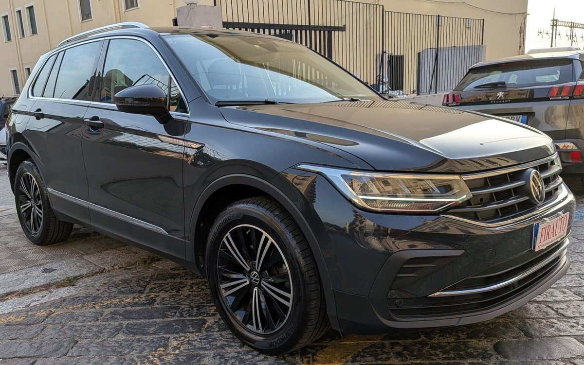 Volkswagen Tiguan 2.0 TDI SCR Life (2)