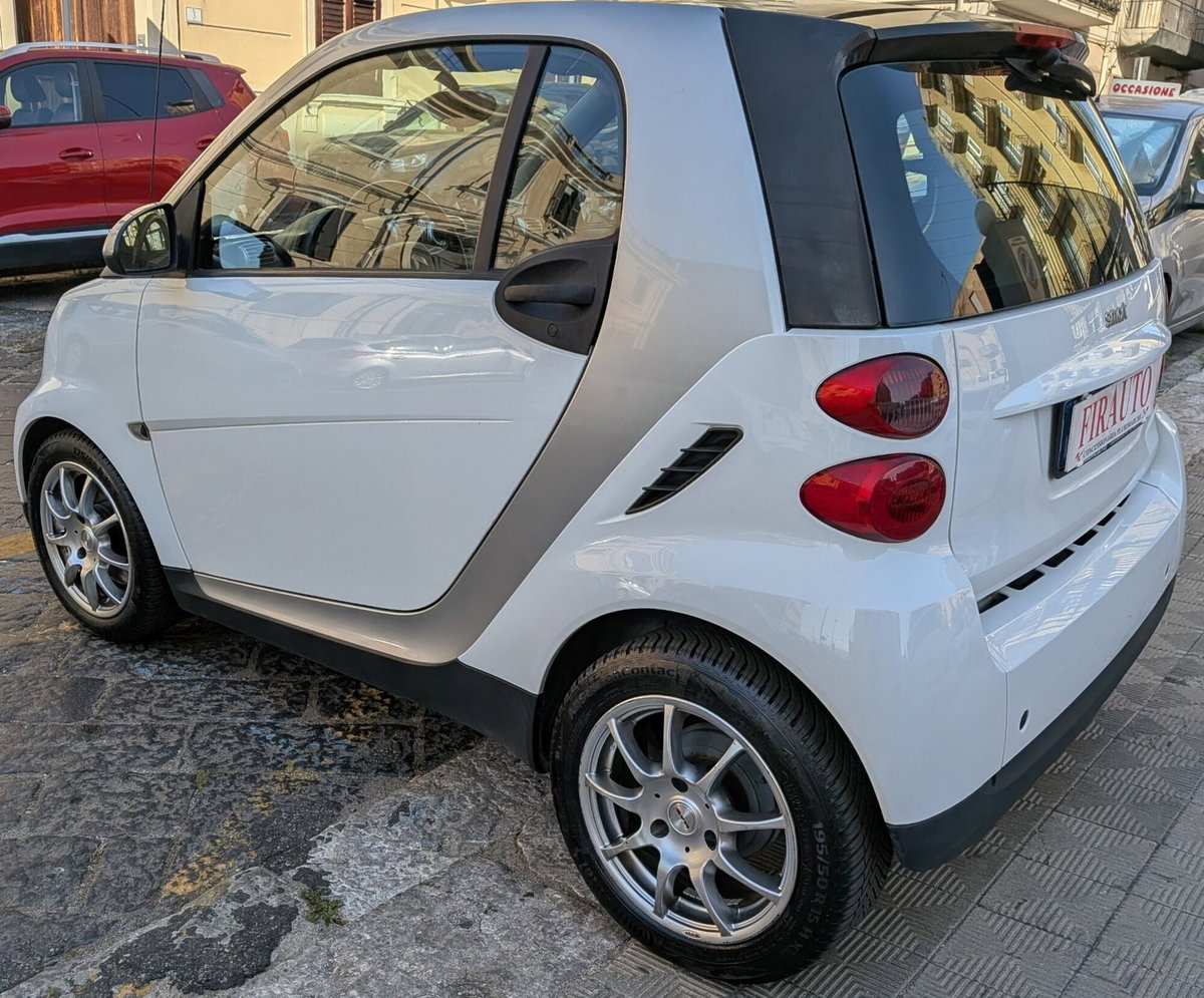 smart Fortwo 1000 52 kW coupé passion (5)