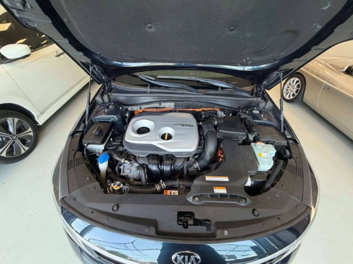 Kia Optima 2.0 GDi 205 CV Plug-in Hybrid (15)