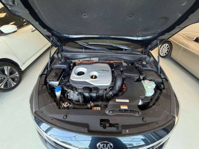 Kia Optima 2.0 GDi 205 CV Plug-in Hybrid (15)