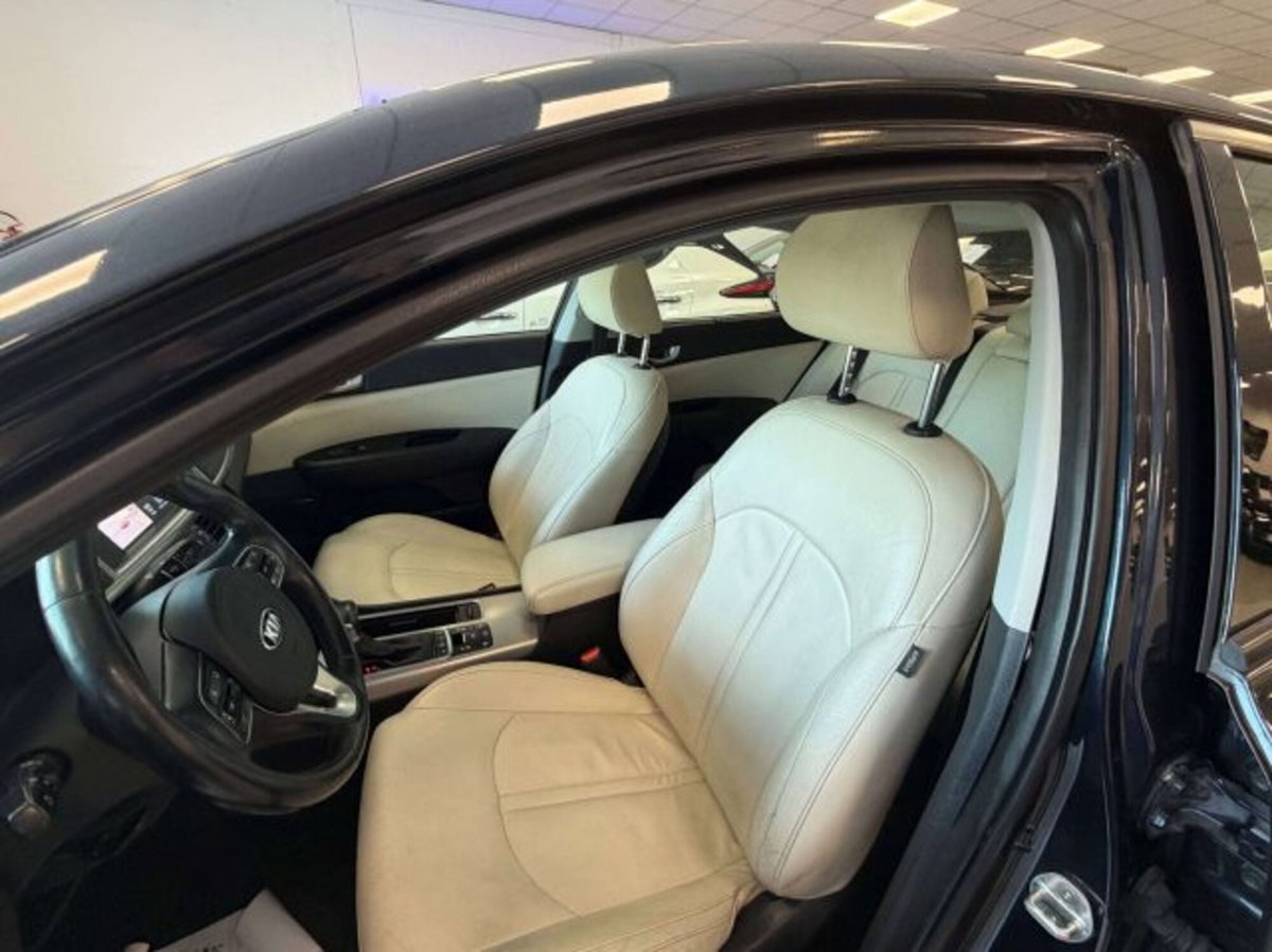 Kia Optima 2.0 GDi 205 CV Plug-in Hybrid (7)