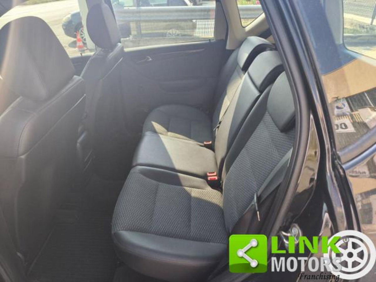 Mercedes-Benz Classe A 160 CDI Elegance (11)
